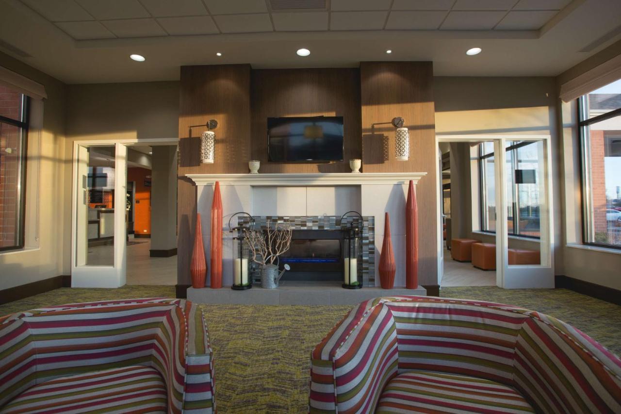 Hilton Garden Inn Bolingbrook I-55 Exterior photo